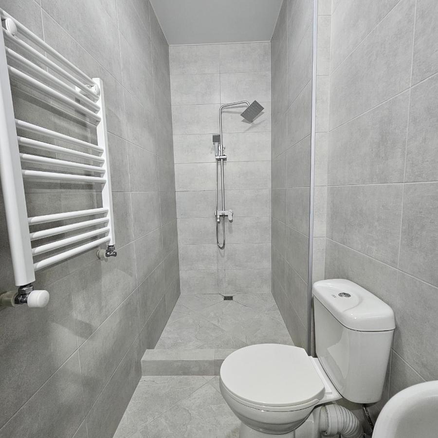 Memory Basket Hotel Kʼutʼaisi Exterior foto
