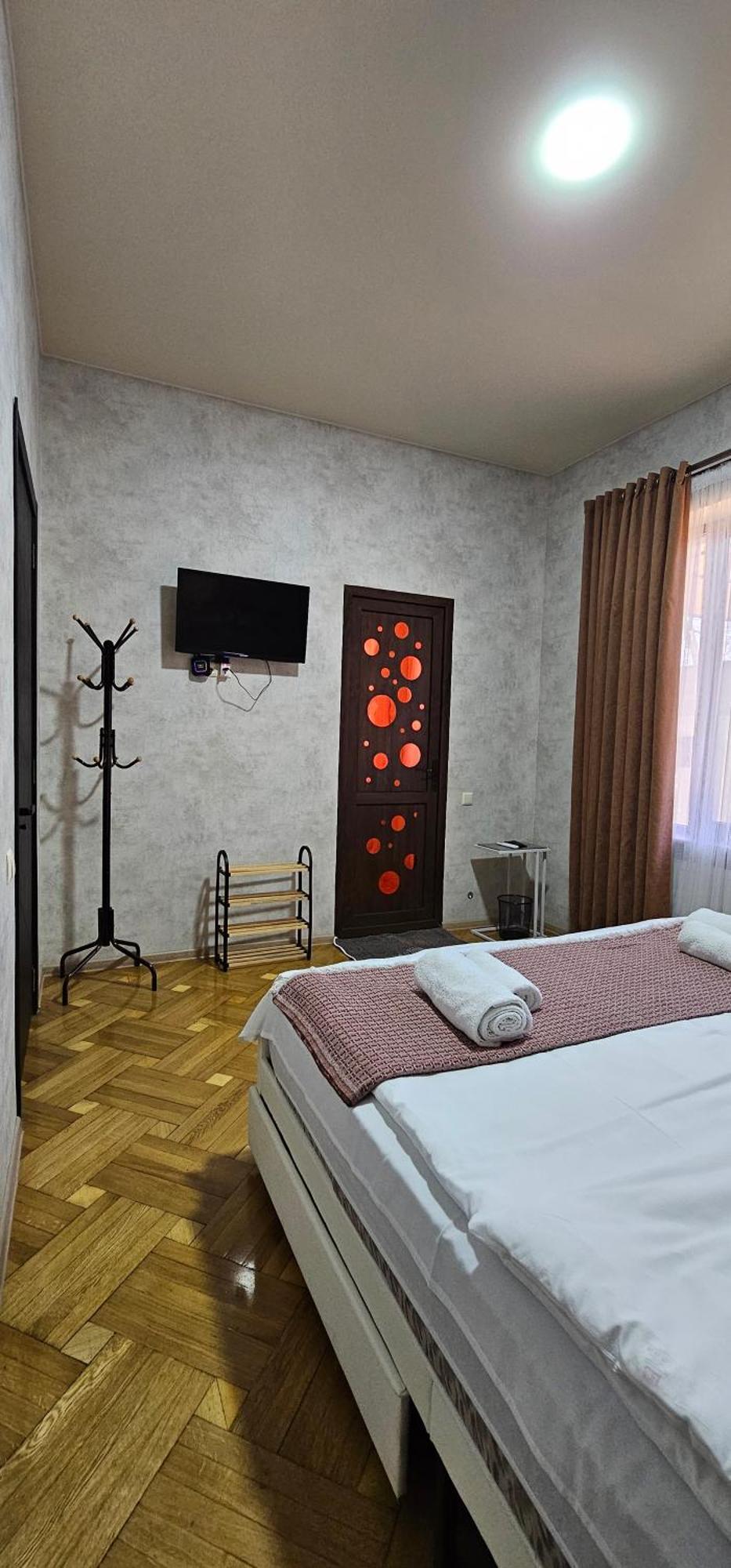 Memory Basket Hotel Kʼutʼaisi Exterior foto