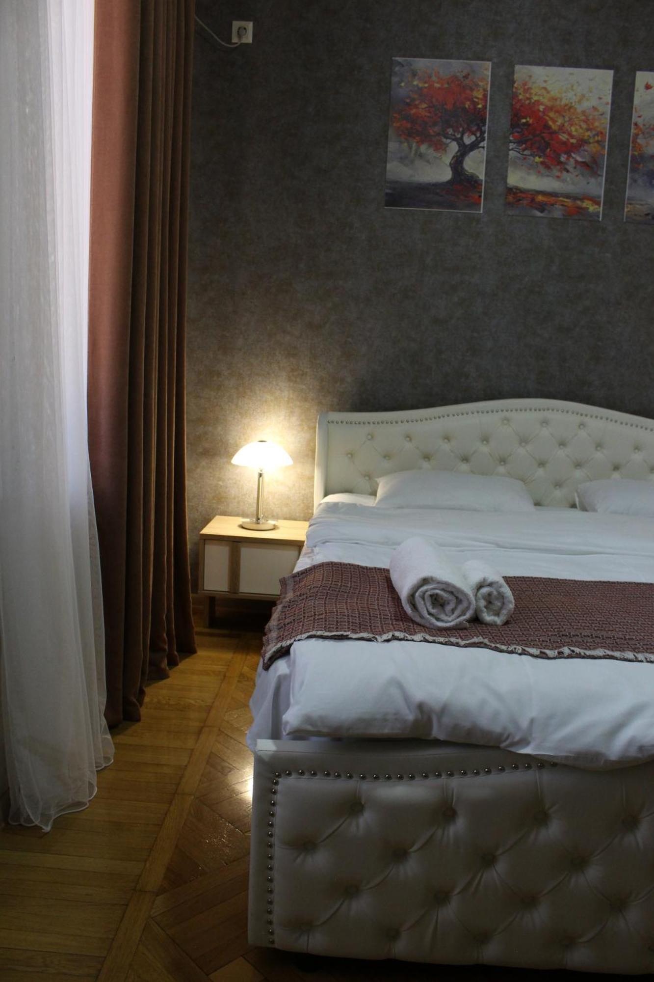 Memory Basket Hotel Kʼutʼaisi Exterior foto